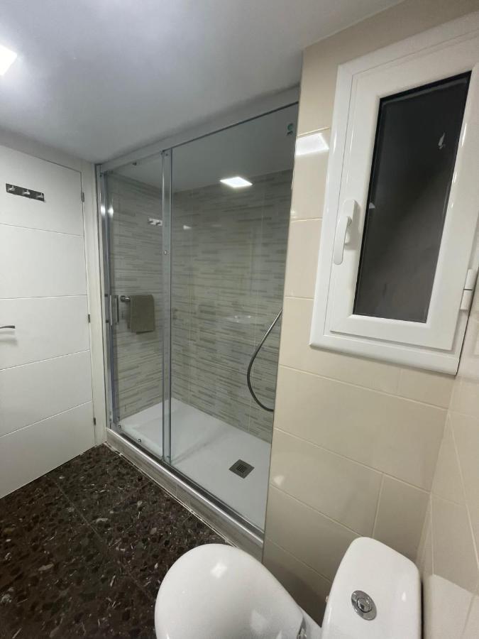 Family-Friendly Home In Central Barcelona 4Bdr Екстер'єр фото