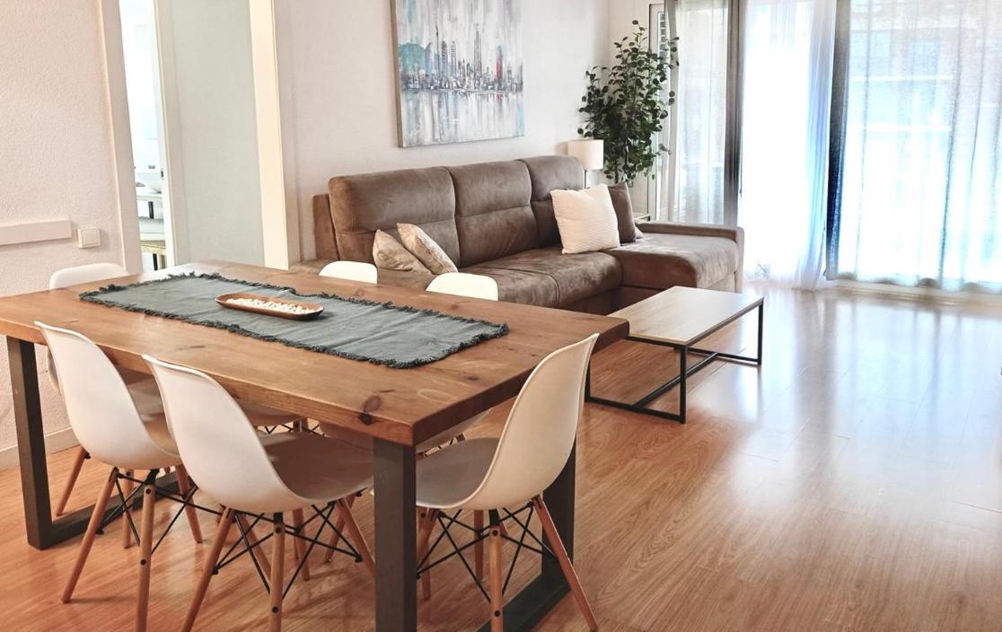 Family-Friendly Home In Central Barcelona 4Bdr Екстер'єр фото